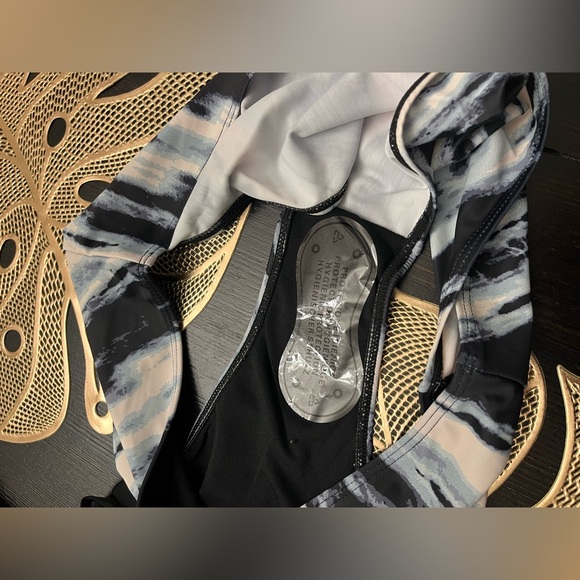 Vbeasiiy Women's One Shoulder High Waisted Double Shoulder Straps - Picture 6 of 6